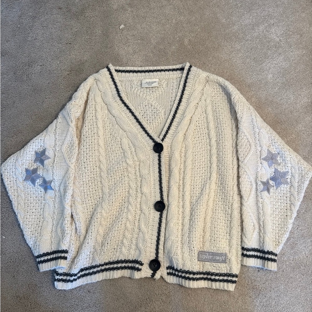 Taylor Swift folklore (2024) cardigan